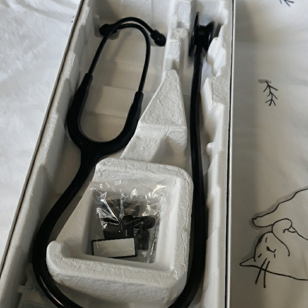 MDF 777 Stethoscope in BlackOut